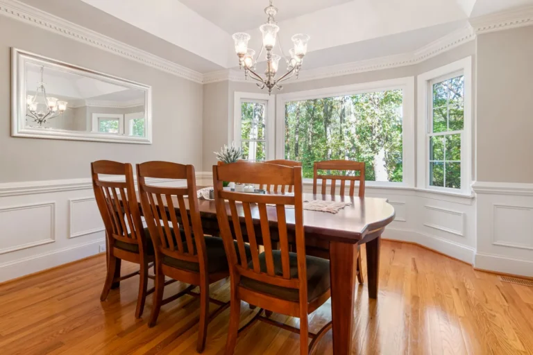 Bow Window vs Bay Window: Which Projecting Window Is Right for Your Home?